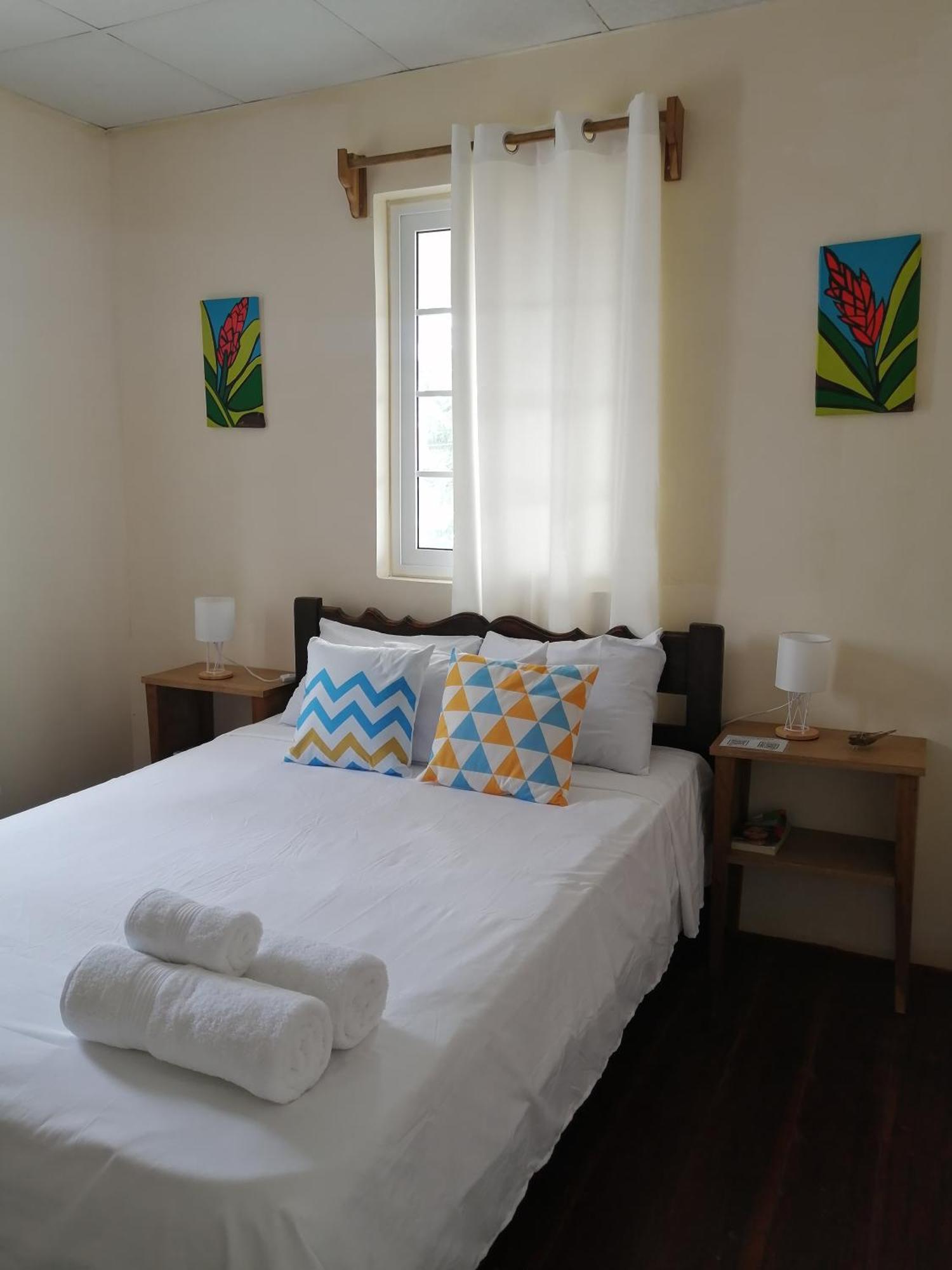 A&K Island Apartments Bocas Town Room photo